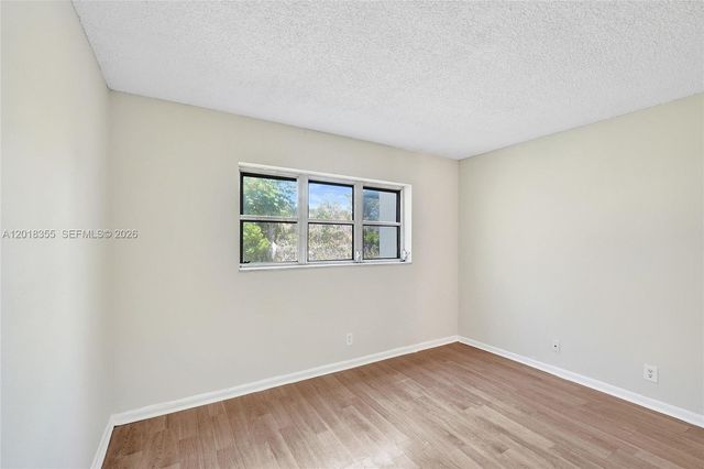 3200 Coral Springs Dr 106, Coral Springs, FL 33065