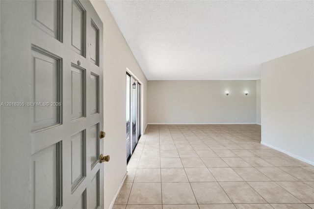 3200 Coral Springs Dr 106, Coral Springs, FL 33065