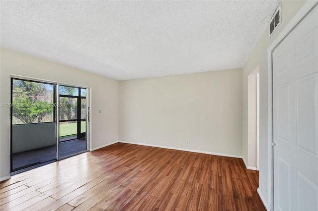3200 Coral Springs Dr 106, Coral Springs, FL 33065