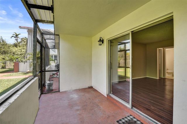 3200 Coral Springs Dr 106, Coral Springs, FL 33065