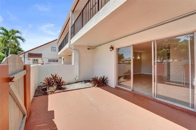 3200 Coral Springs Dr 106, Coral Springs, FL 33065