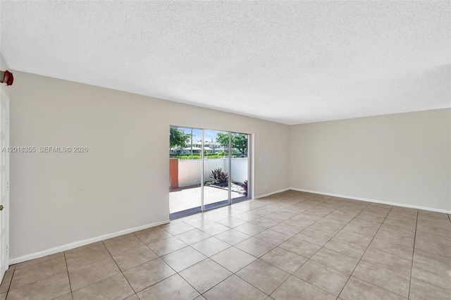 3200 Coral Springs Dr 106, Coral Springs, FL 33065