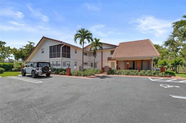 3200 Coral Springs Dr 106, Coral Springs, FL 33065