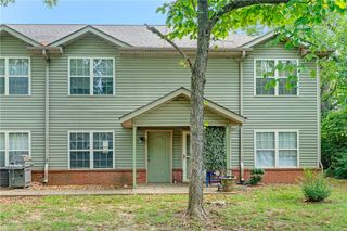 1429 W Netherland Way 3, Fayetteville, AR 72701
