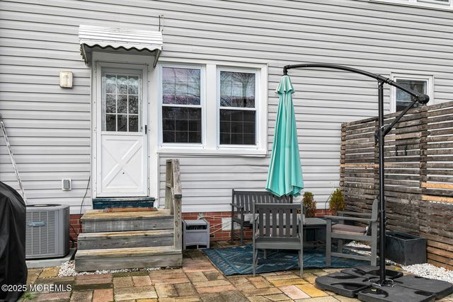 20 Barker Avenue, Shrewsbury Twp, NJ 07724