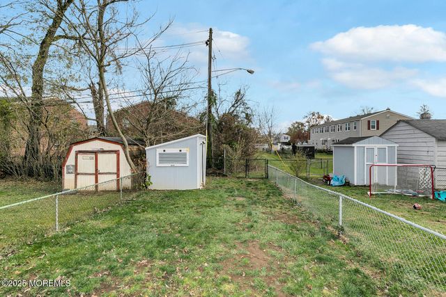 20 Barker Avenue, Shrewsbury Twp, NJ 07724