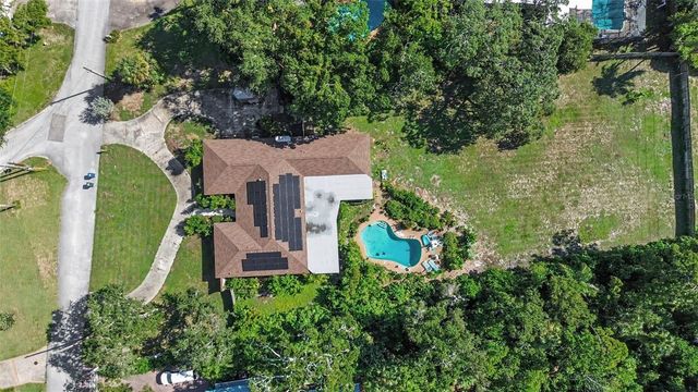 2300 KENT DRIVE, Largo, FL 33774