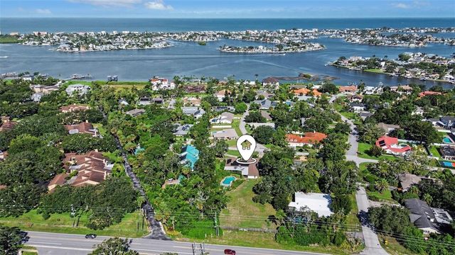 2300 KENT DRIVE, Largo, FL 33774