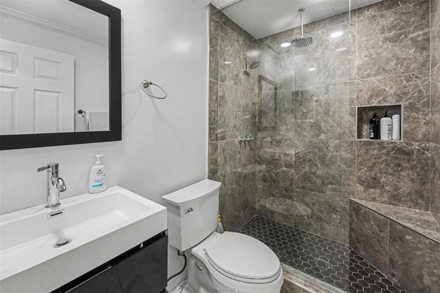 2300 KENT DRIVE, Largo, FL 33774