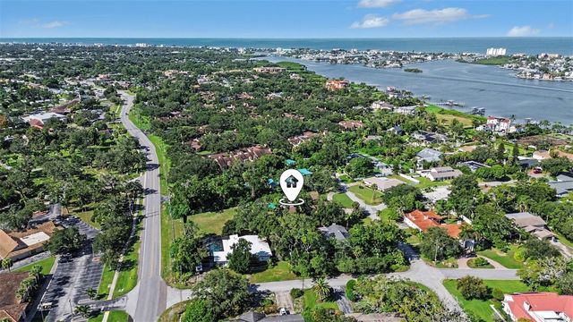 2300 KENT DRIVE, Largo, FL 33774