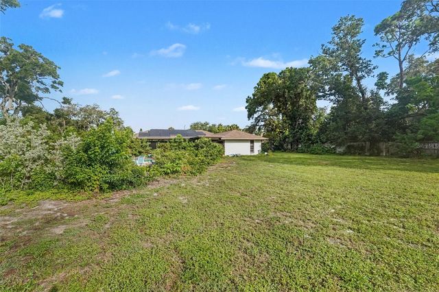 2300 KENT DRIVE, Largo, FL 33774