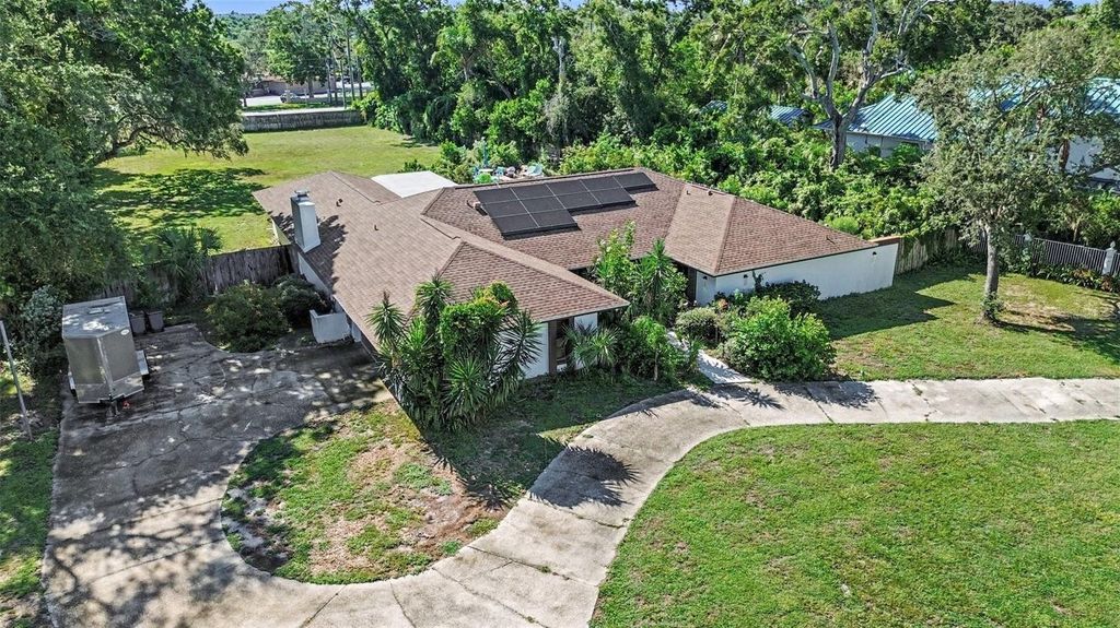 2300 KENT DRIVE, Largo, FL 33774