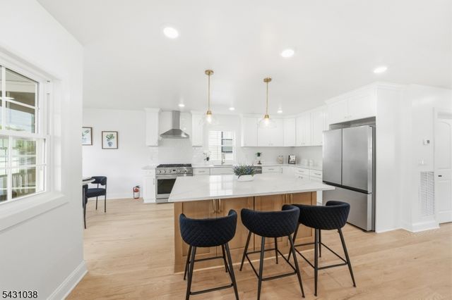 212 Browning Ave, Elizabeth City, NJ 07208