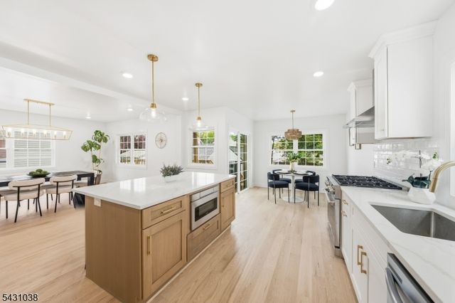 212 Browning Ave, Elizabeth City, NJ 07208