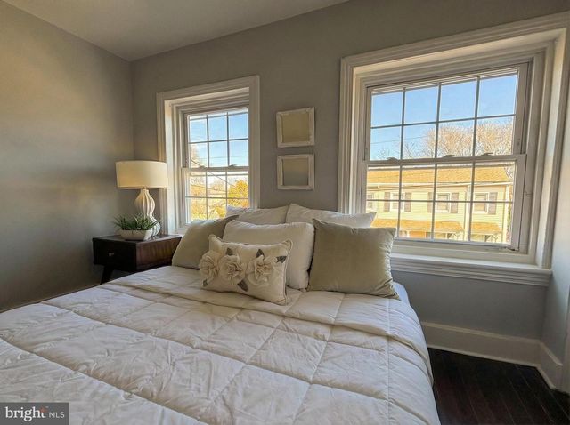 230 SPRING ST, Bordentown, NJ 08505
