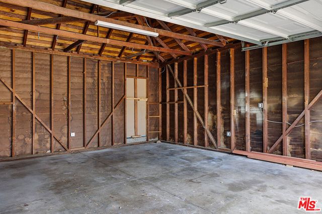 2091 Roosevelt Avenue, Altadena, CA 91001