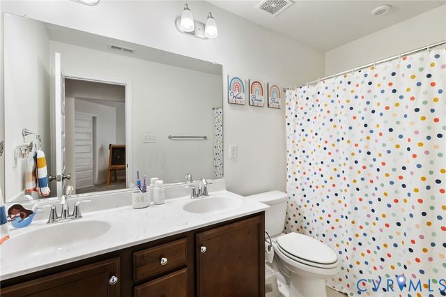 17019 Thornapple Ct, Moseley, VA 23120