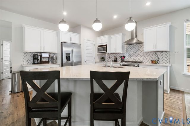 17019 Thornapple Ct, Moseley, VA 23120