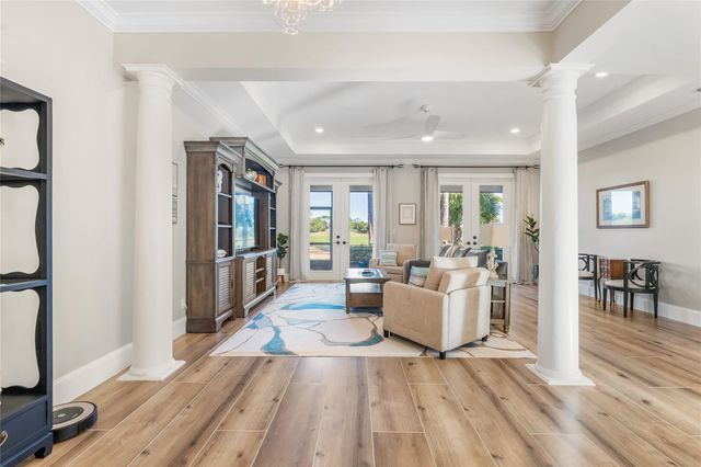 838 Carolina Cir, Vero Beach, FL 32962