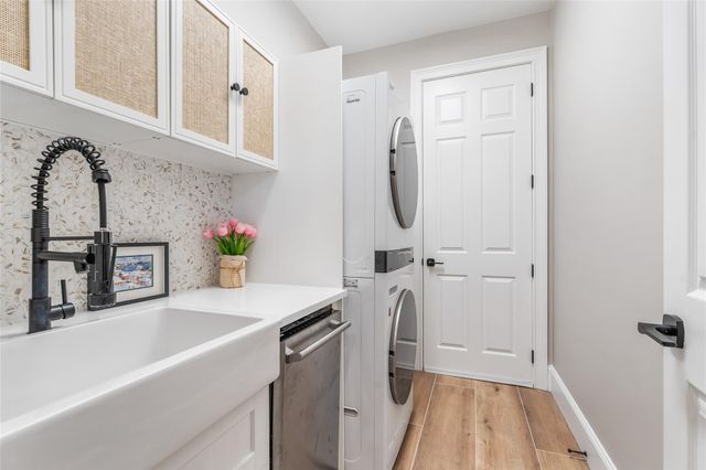 838 Carolina Cir, Vero Beach, FL 32962