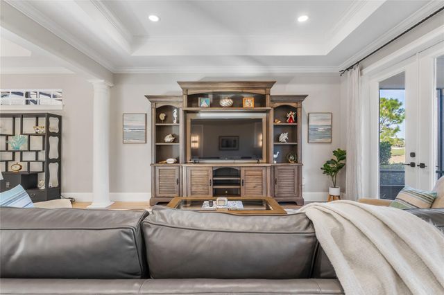 838 Carolina Cir, Vero Beach, FL 32962