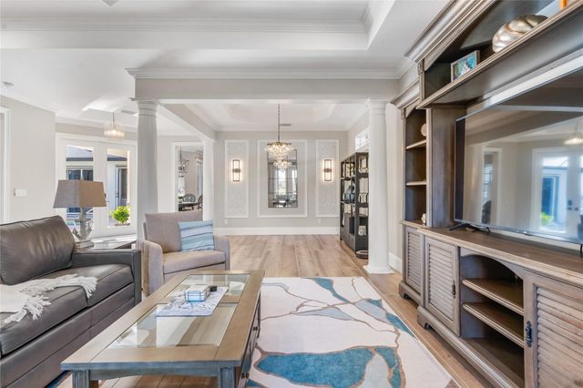 838 Carolina Cir, Vero Beach, FL 32962