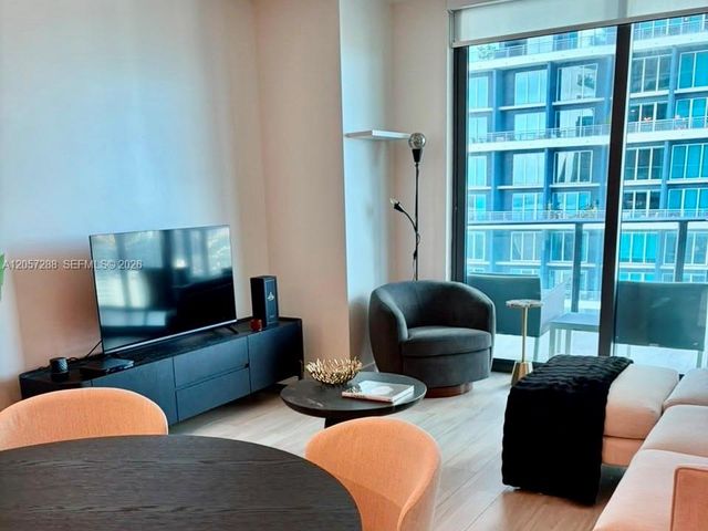 1300 S Miami Ave 3808, Miami, FL 33130