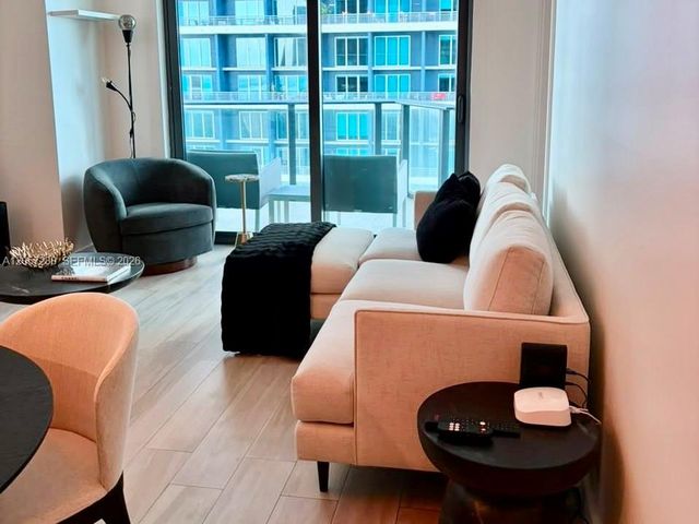 1300 S Miami Ave 3808, Miami, FL 33130