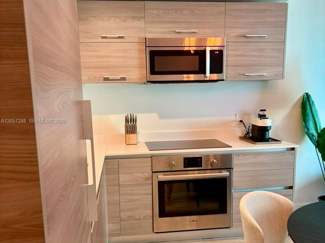 1300 S Miami Ave 3808, Miami, FL 33130