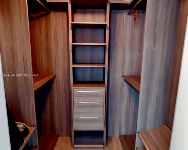 1300 S Miami Ave 3808, Miami, FL 33130