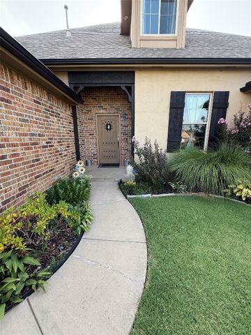 2267 NW Poplar Avenue, Piedmont, OK 73078
