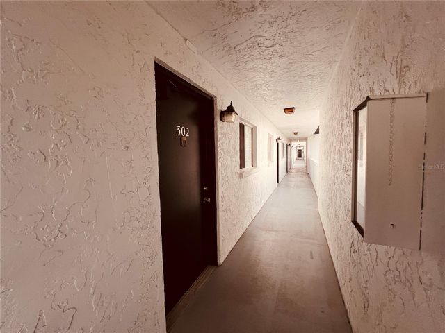 1200 37TH STREET N 302, St Petersburg, FL 33713
