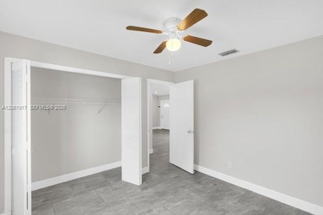 909 SALLY AVE NE, Lehigh Acres, FL 33971