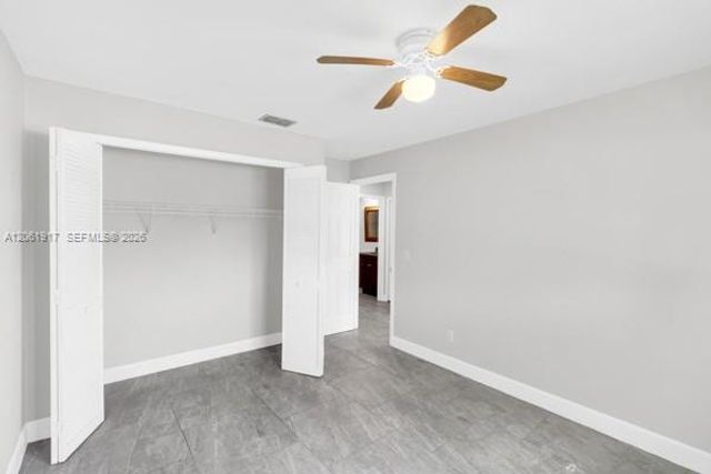 909 SALLY AVE NE, Lehigh Acres, FL 33971