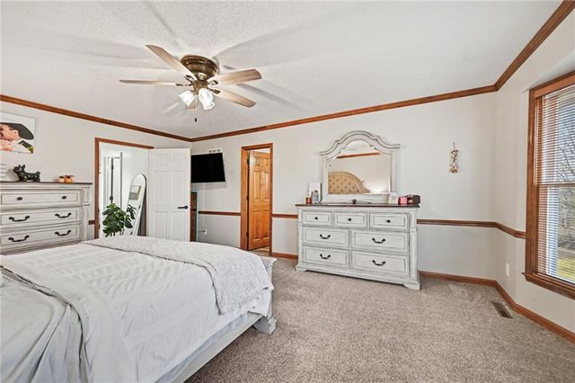 1404 Colony Drive, Kearney, MO 64060