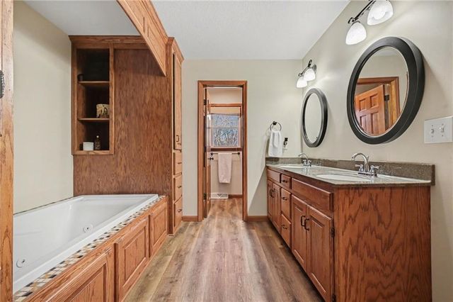 1404 Colony Drive, Kearney, MO 64060