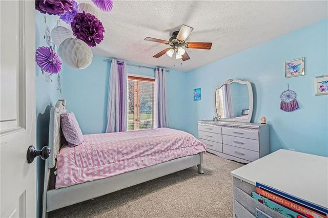 1404 Colony Drive, Kearney, MO 64060