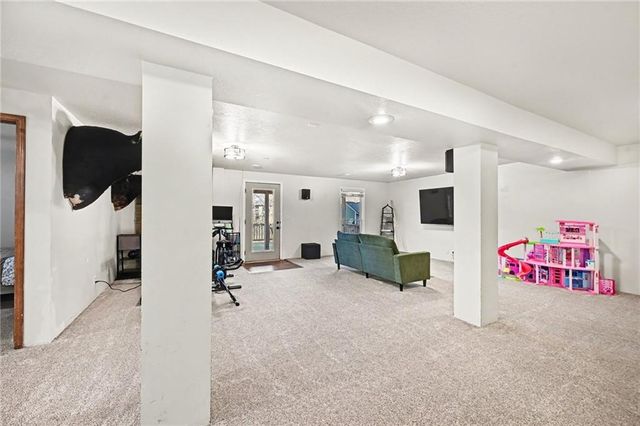 1404 Colony Drive, Kearney, MO 64060