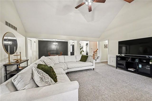 1404 Colony Drive, Kearney, MO 64060