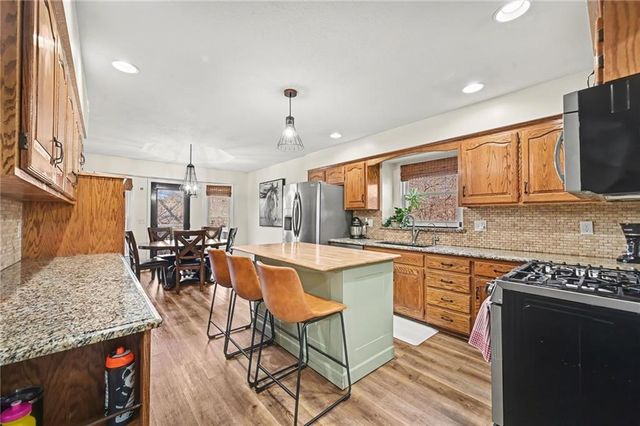 1404 Colony Drive, Kearney, MO 64060