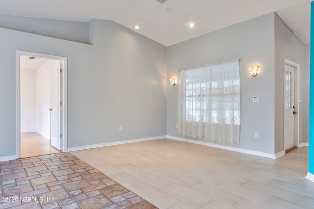 1055 OLD GAINESVILLE Highway, Interlachen, FL 32148