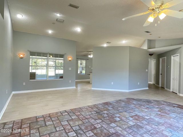 1055 OLD GAINESVILLE Highway, Interlachen, FL 32148