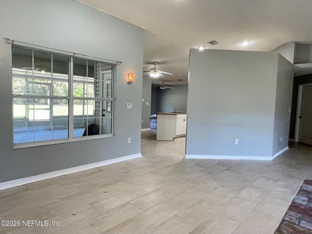 1055 OLD GAINESVILLE Highway, Interlachen, FL 32148