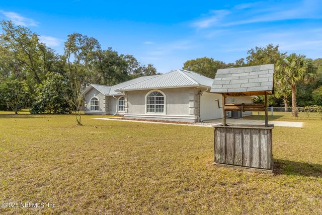 1055 OLD GAINESVILLE Highway, Interlachen, FL 32148