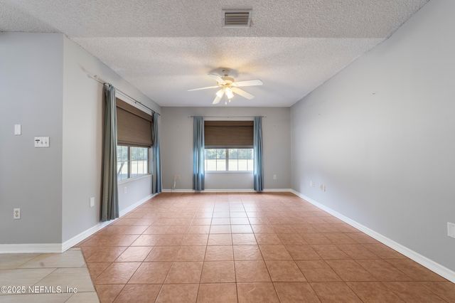 1055 OLD GAINESVILLE Highway, Interlachen, FL 32148