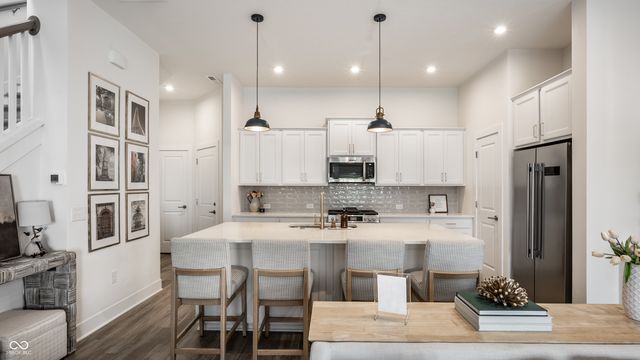 532 Steinbeck Place, Carmel, IN 46032