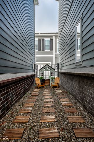 532 Steinbeck Place, Carmel, IN 46032