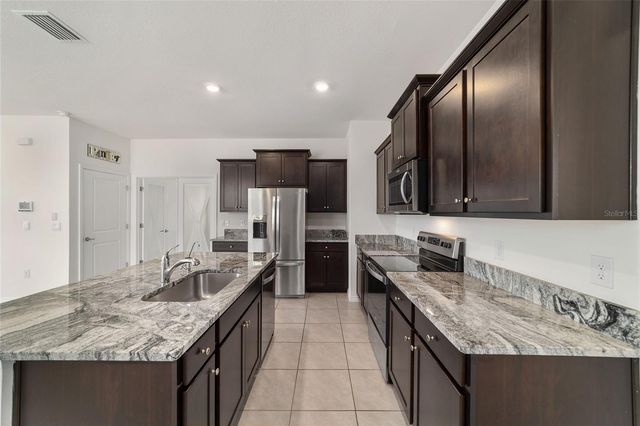 5051 STOKES WAY, Wildwood, FL 34785