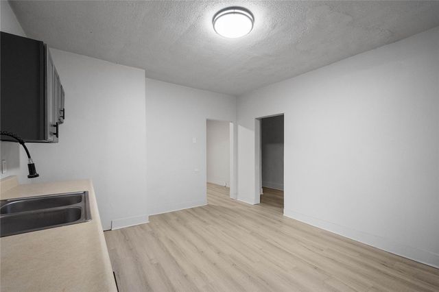 306 Park Rd, Ambridge, PA 15003