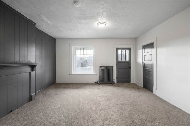 306 Park Rd, Ambridge, PA 15003